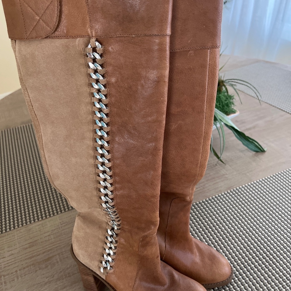 Size 7.5 Gianni Bini Leather Boots